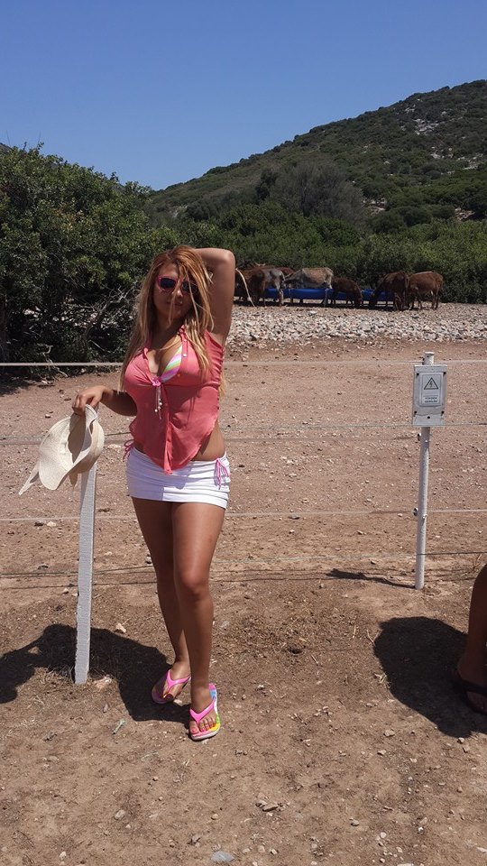 Dikili Genç Escort